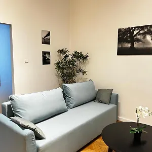 Small Market Square - Old Town Apartment